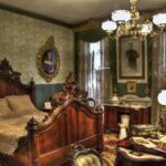 ANTIQUE BAD ROOM INTERIOR